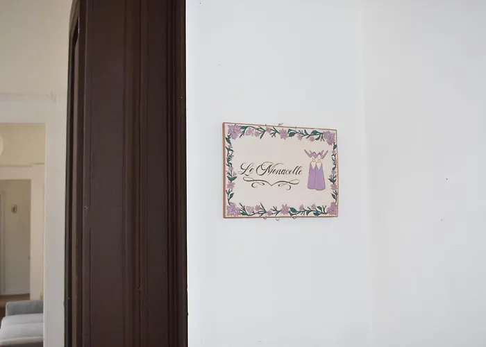 Le Monacelle Apartment Naples
